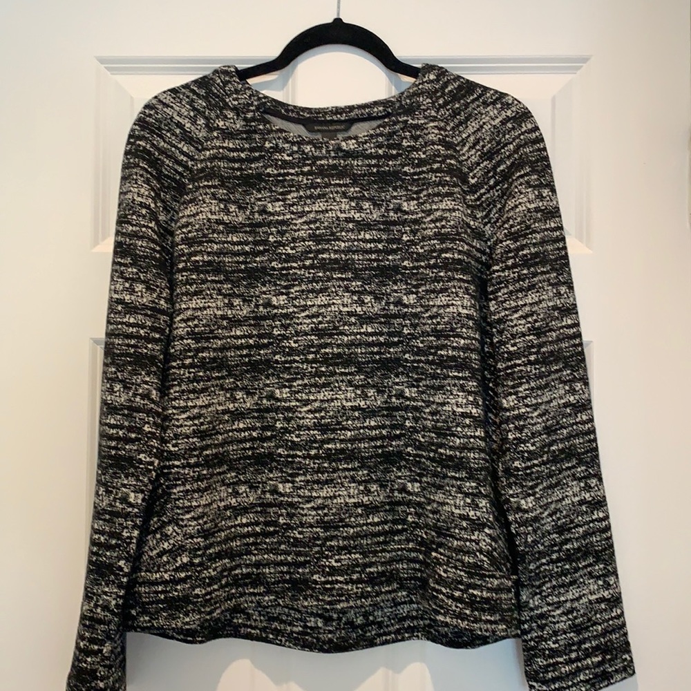 Black and off white melange thick knit top